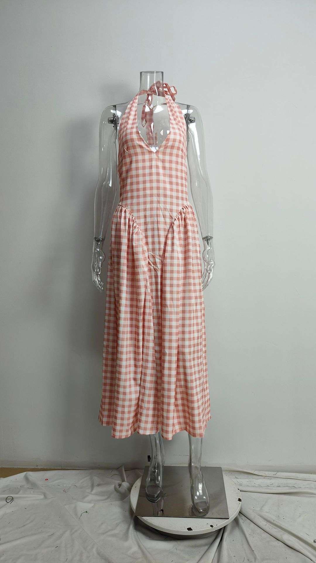 V-Neck Gingham Maxi Dress image 2