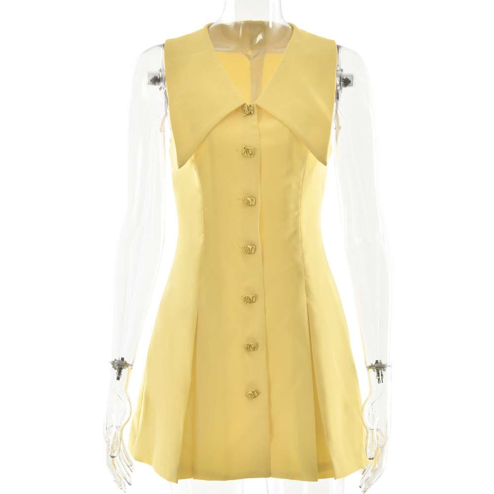 Sleeveless Dress with Button Details image 7