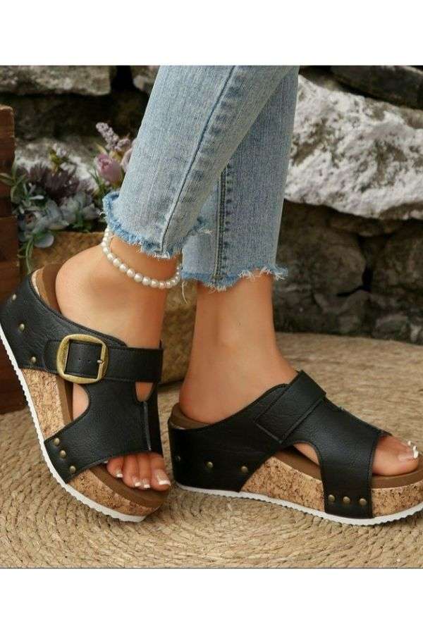 Stylish Platform Sandals with Buckle Detail image 0