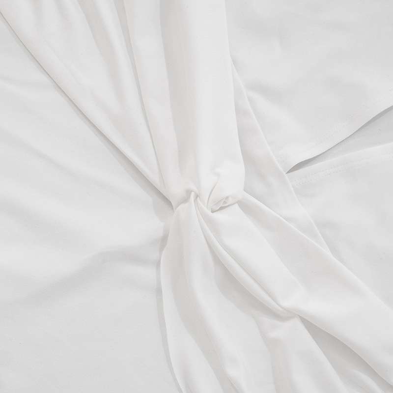 Deep V-Neck Sleeveless Romper image 4