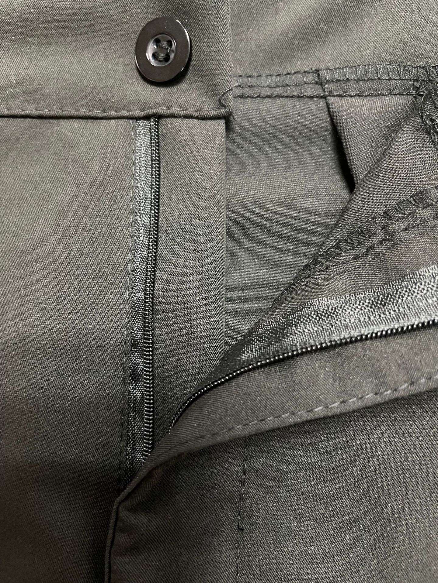 High waist loose pants with patchwork buttons image 6