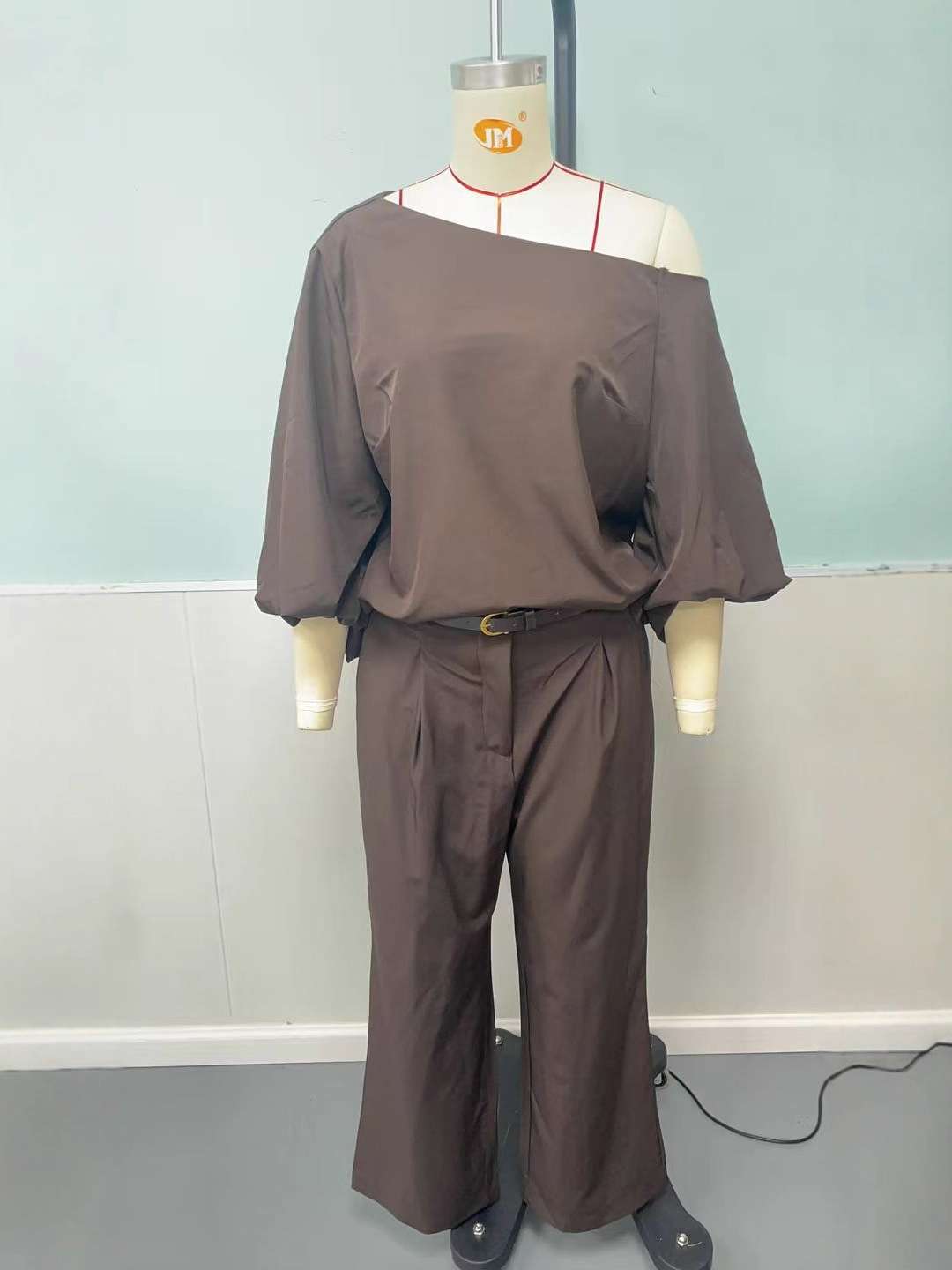 Off-the-Shoulder Brown Set image 2