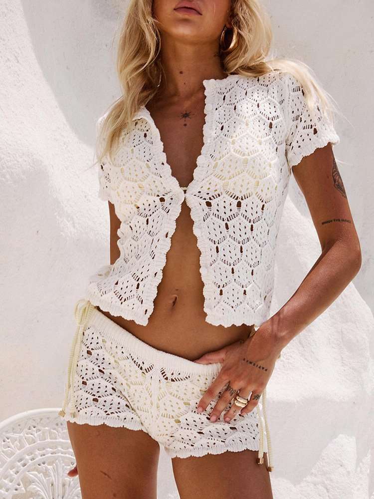 Crochet Short Set with Scalloped Edges image 1