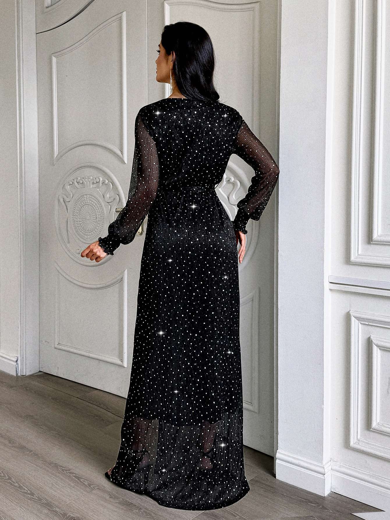 Elegant Glitter Evening Gown image 7