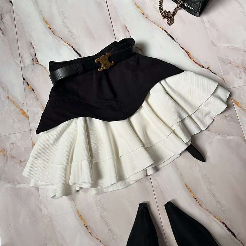 Chic Layered Ruffle Mini Skirt - S, Black image