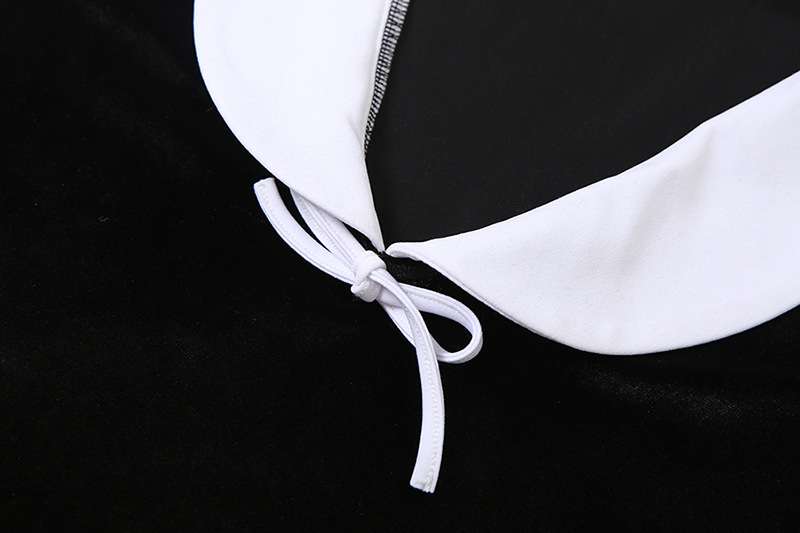 Vintage-Inspired Two-Piece Set with White Trim image 6