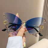 Glamorous Butterfly-Shaped Sunglasses image 5