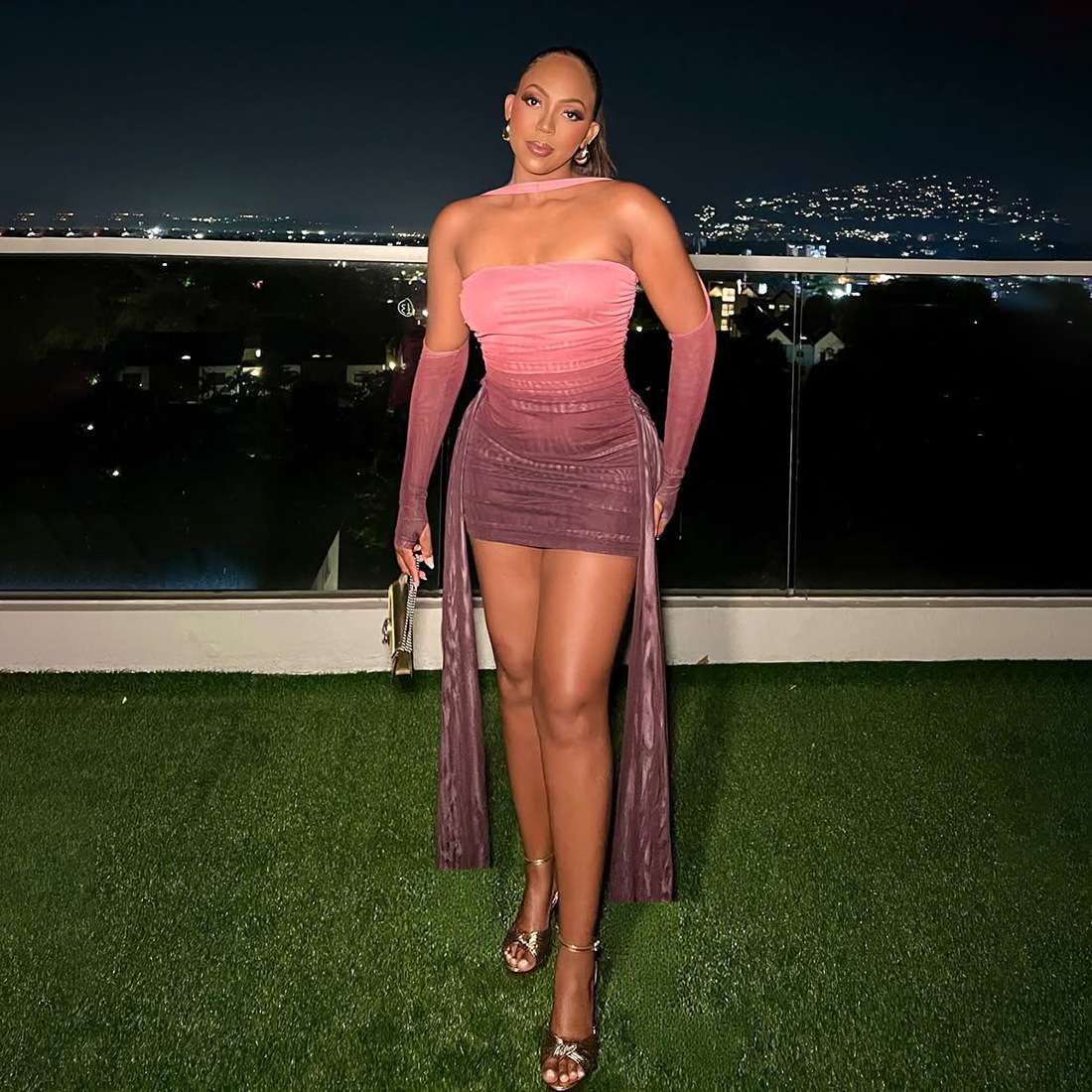 Elegant Night Out Dress - L, Pink image