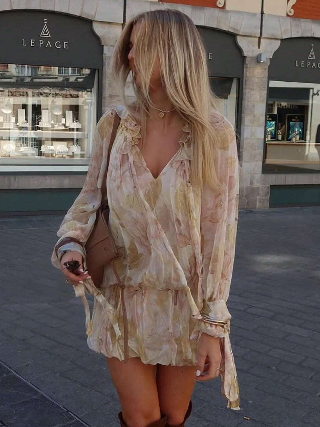 Elegant Floral Print Dress - L, Beige image