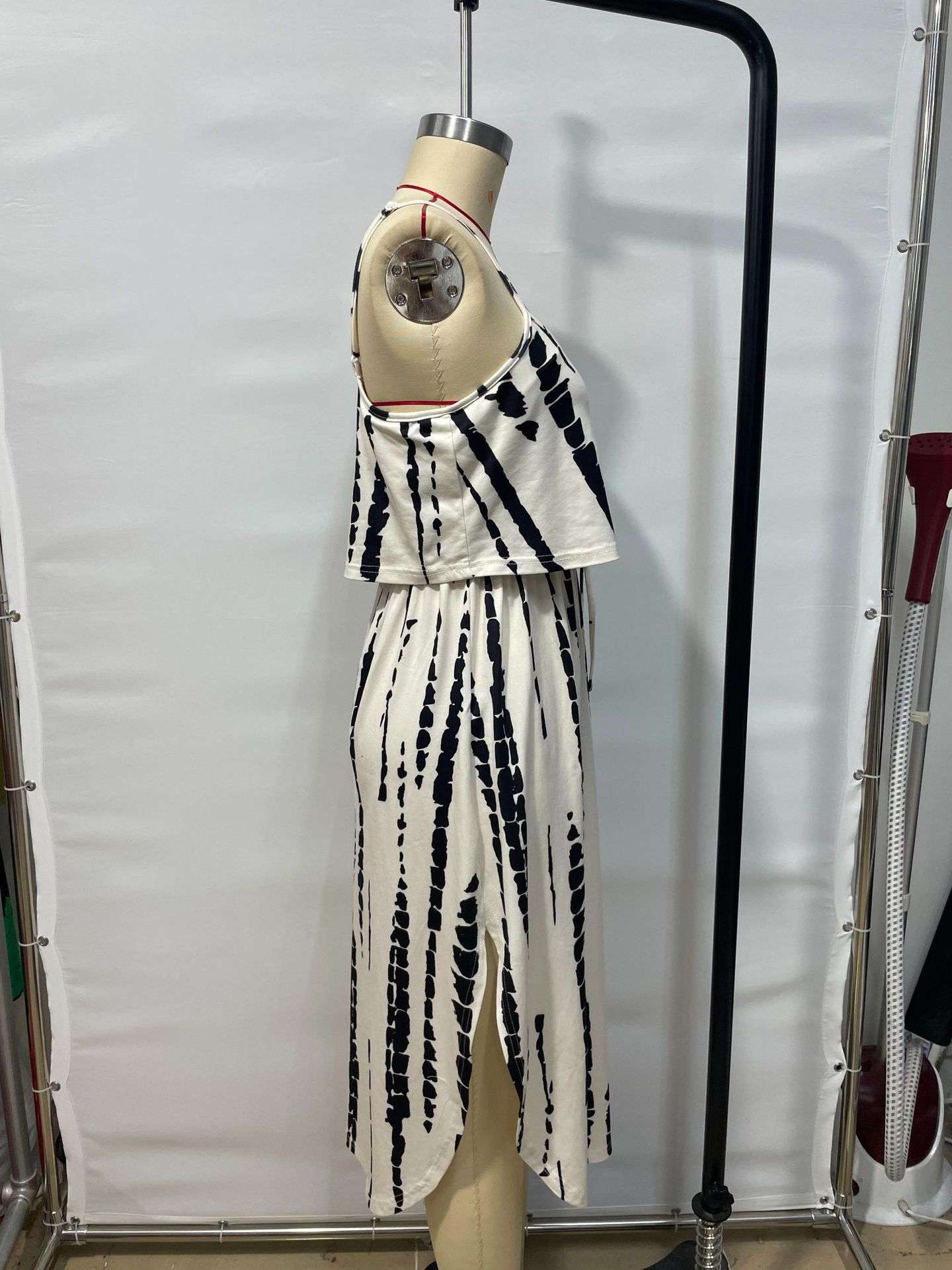 Tie-Dye Maxi Dress with Spaghetti Straps image 3