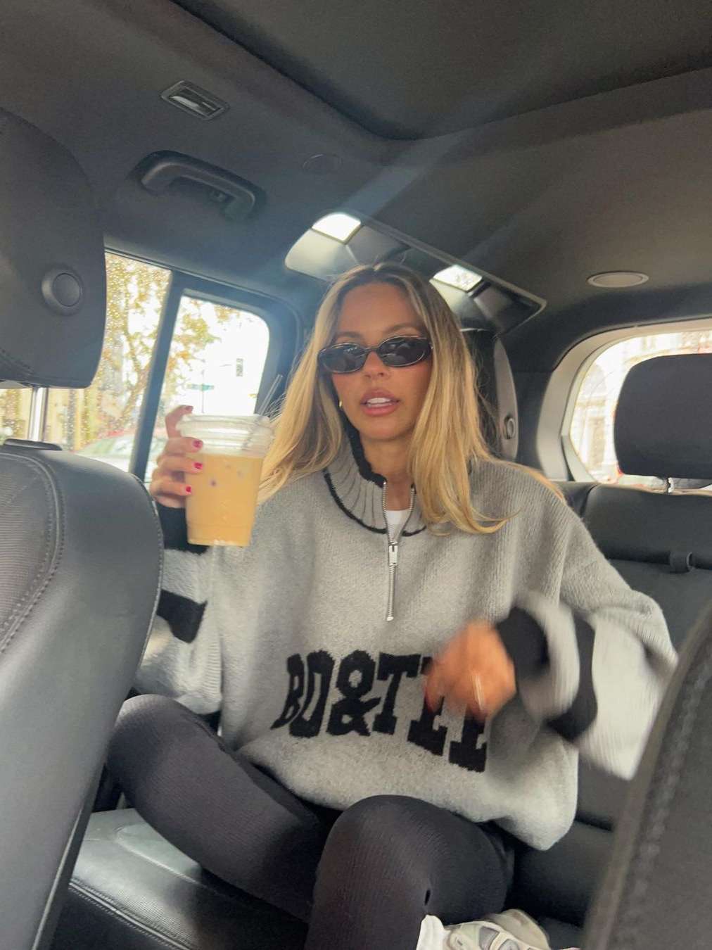 Half-Zip Mock-Neck Sweater - S, Grey image