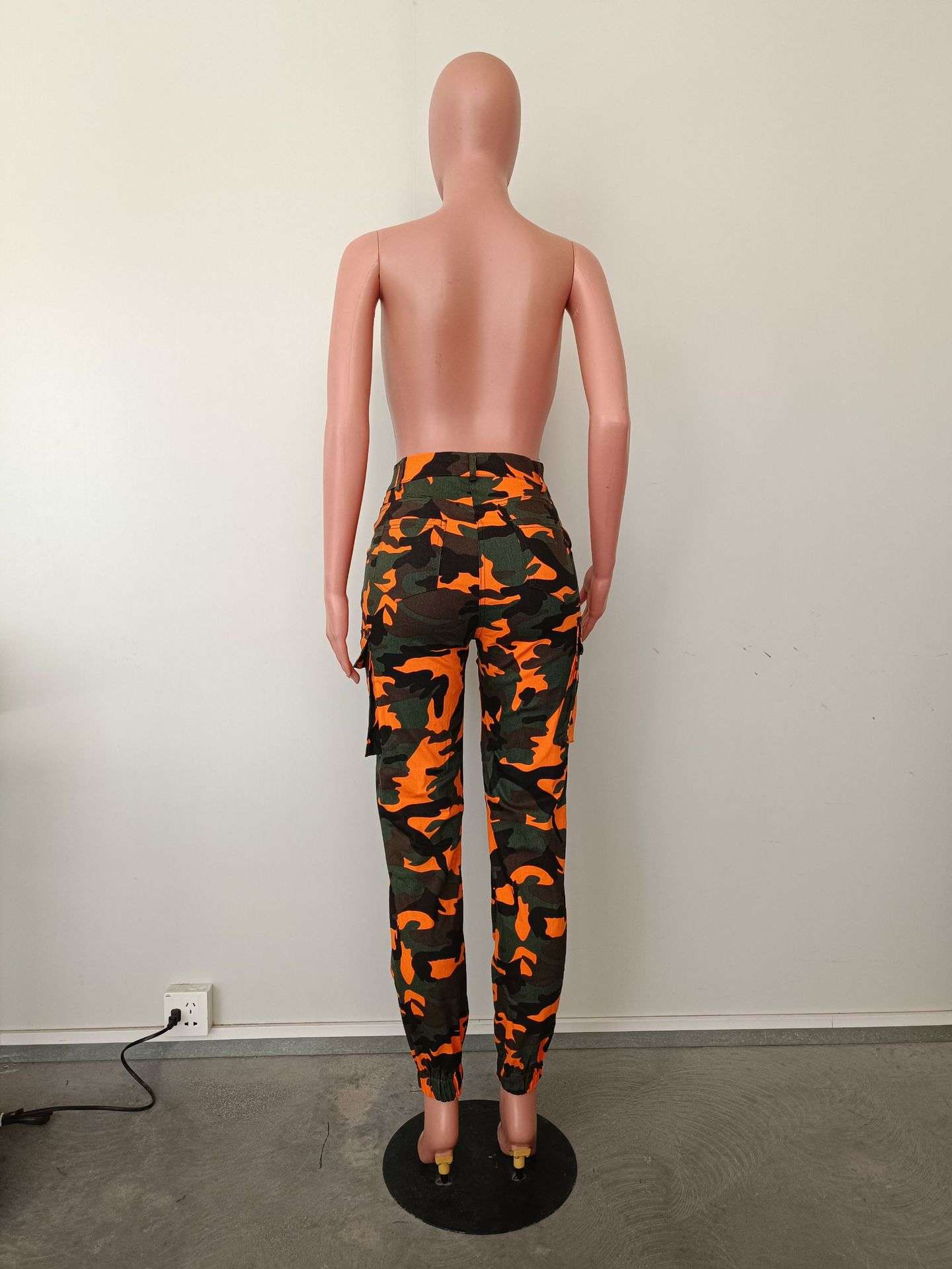 Camo Print Flap Pocket Cargo Pants image 6