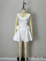 Elegant Dress with Floral Detailing image 1