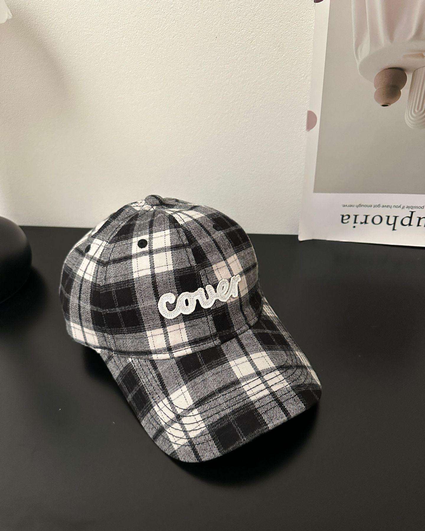 Stylish Plaid Camo Cap