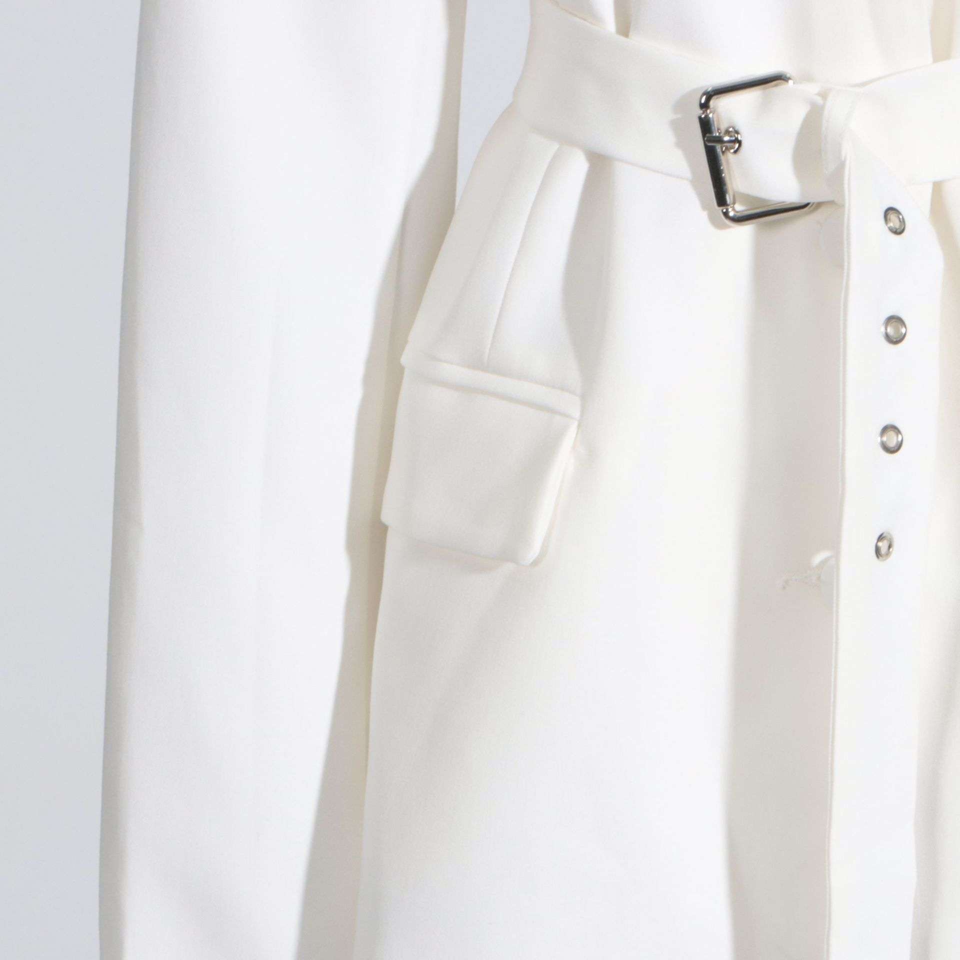 Cross Collar Long Sleeved Blazer image 7