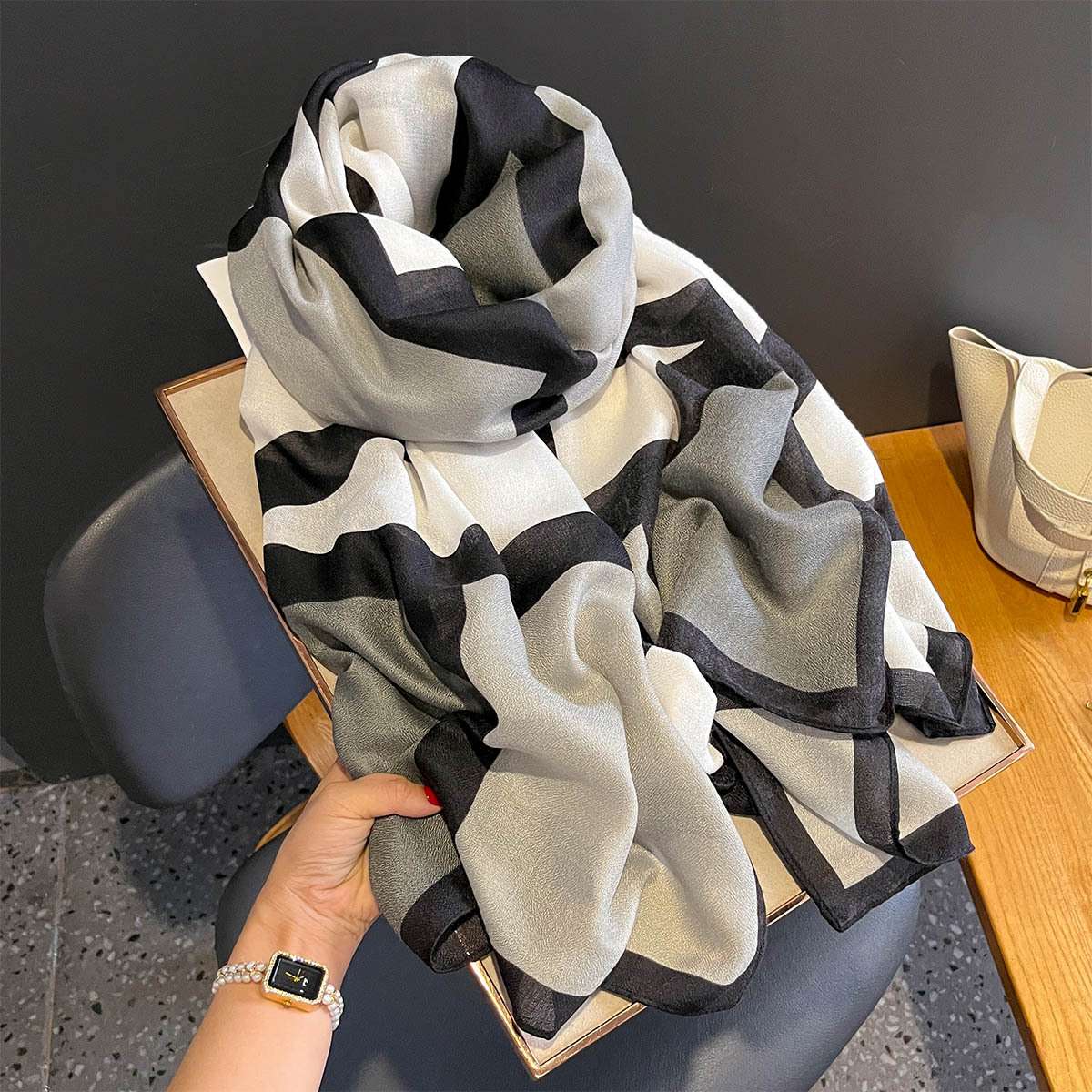 Striped Pattern Fashion Winter Scarves Shawls - Free Size, Multi White image