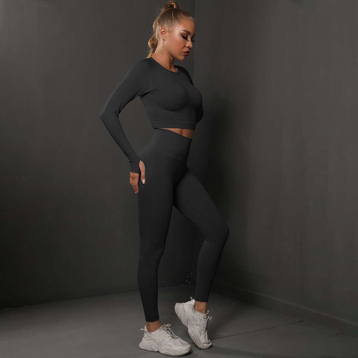 Athletic Set with Cut-Out Detail image 3