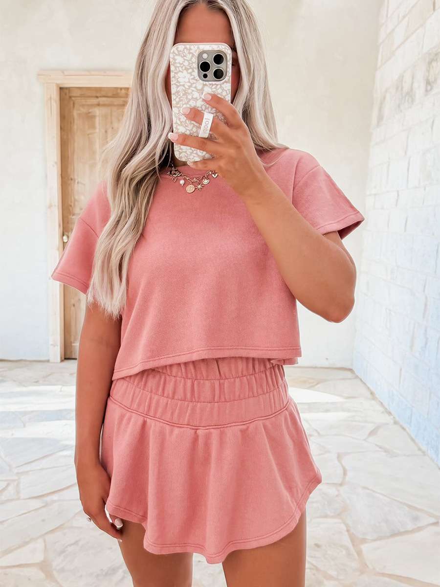 Casual Crop Top and Shorts Set - S, Pink image