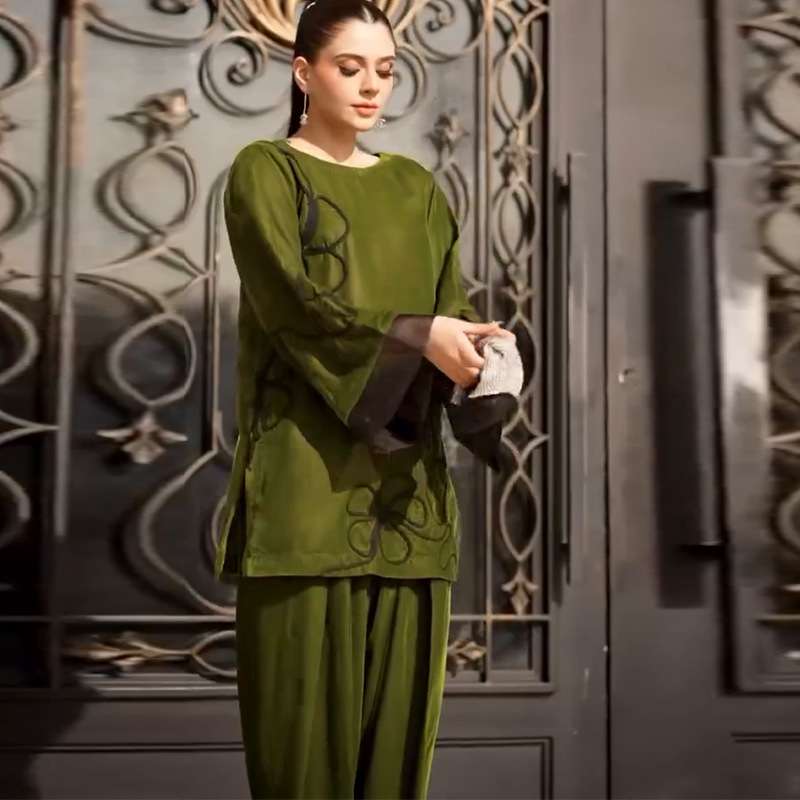 Elegant Tunic and Pants Set image 0