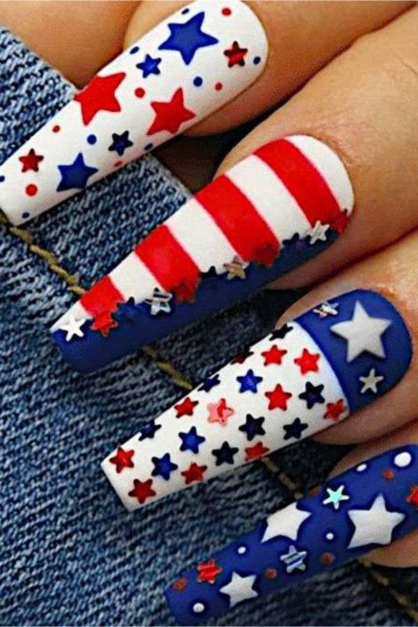 Patriotic Stars and Stripes Nail Art Set image 1