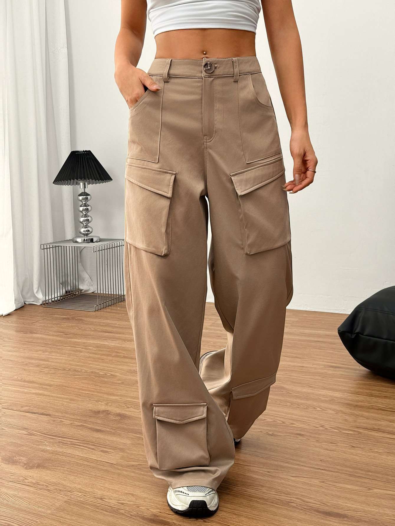 Comfort Straight Fit High-Rise Cargos Trousers - M, Beige image