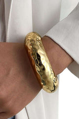 Chunky Wide Bangle - Free Size, Gold image