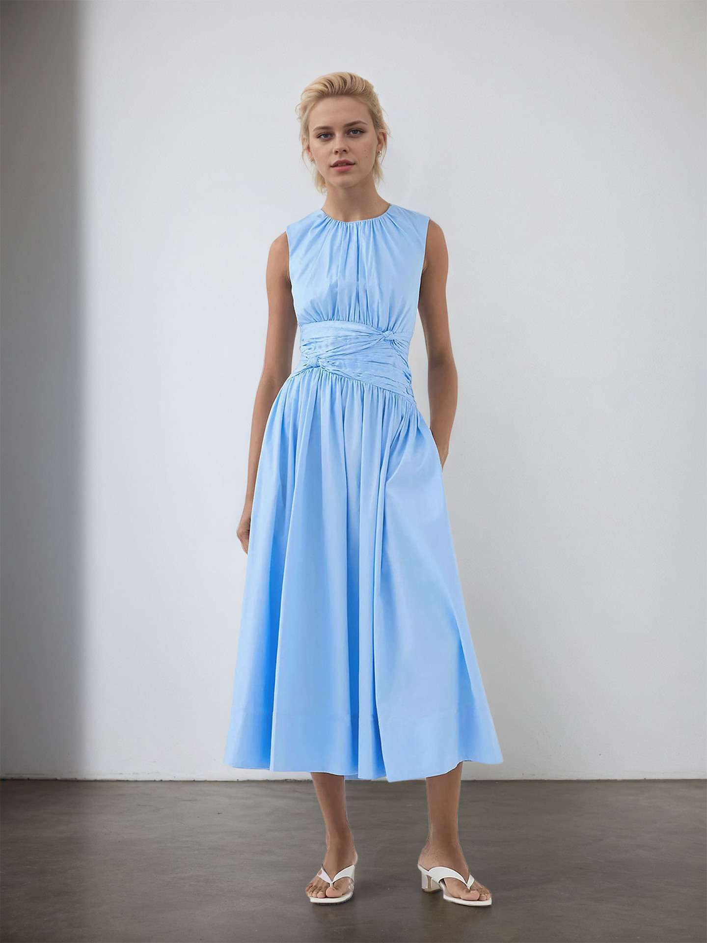 Elegant Maxi Dress image 5