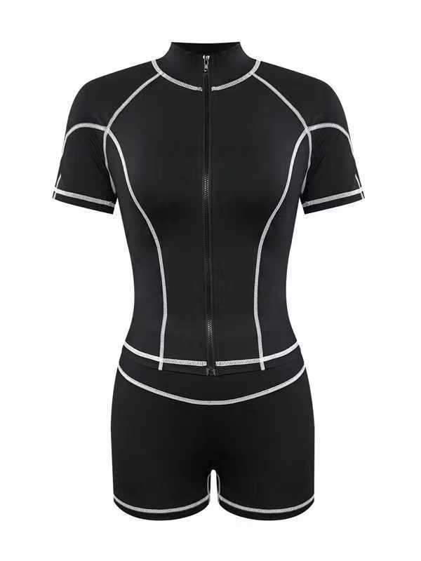 Athletic Two-Piece Set with Contrast Stitching image 2
