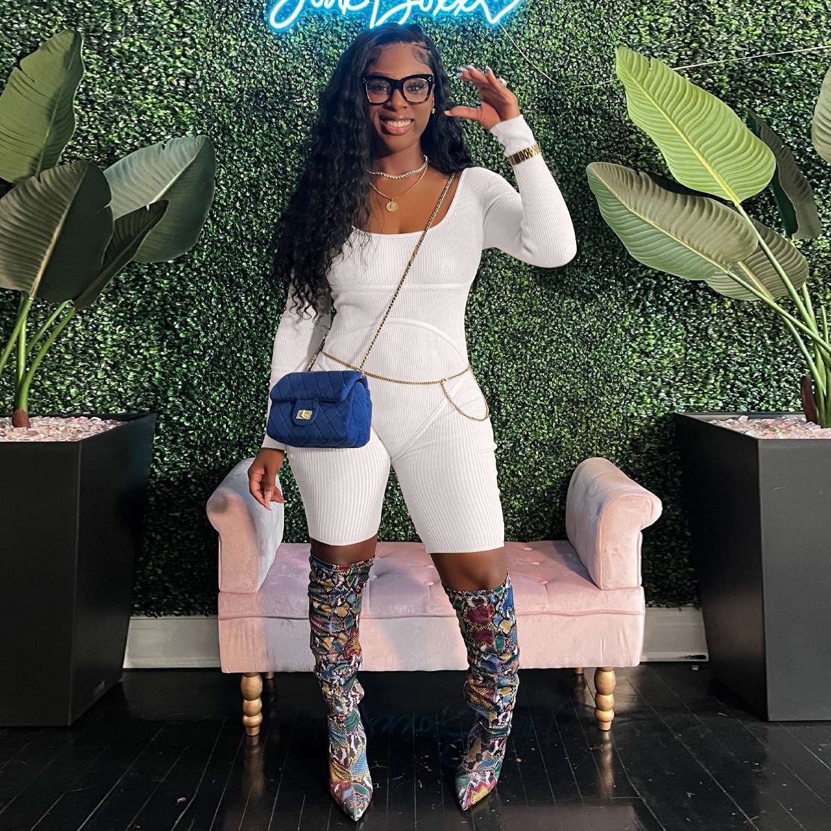 Elegant Ribbed Jumpsuit - L, White image