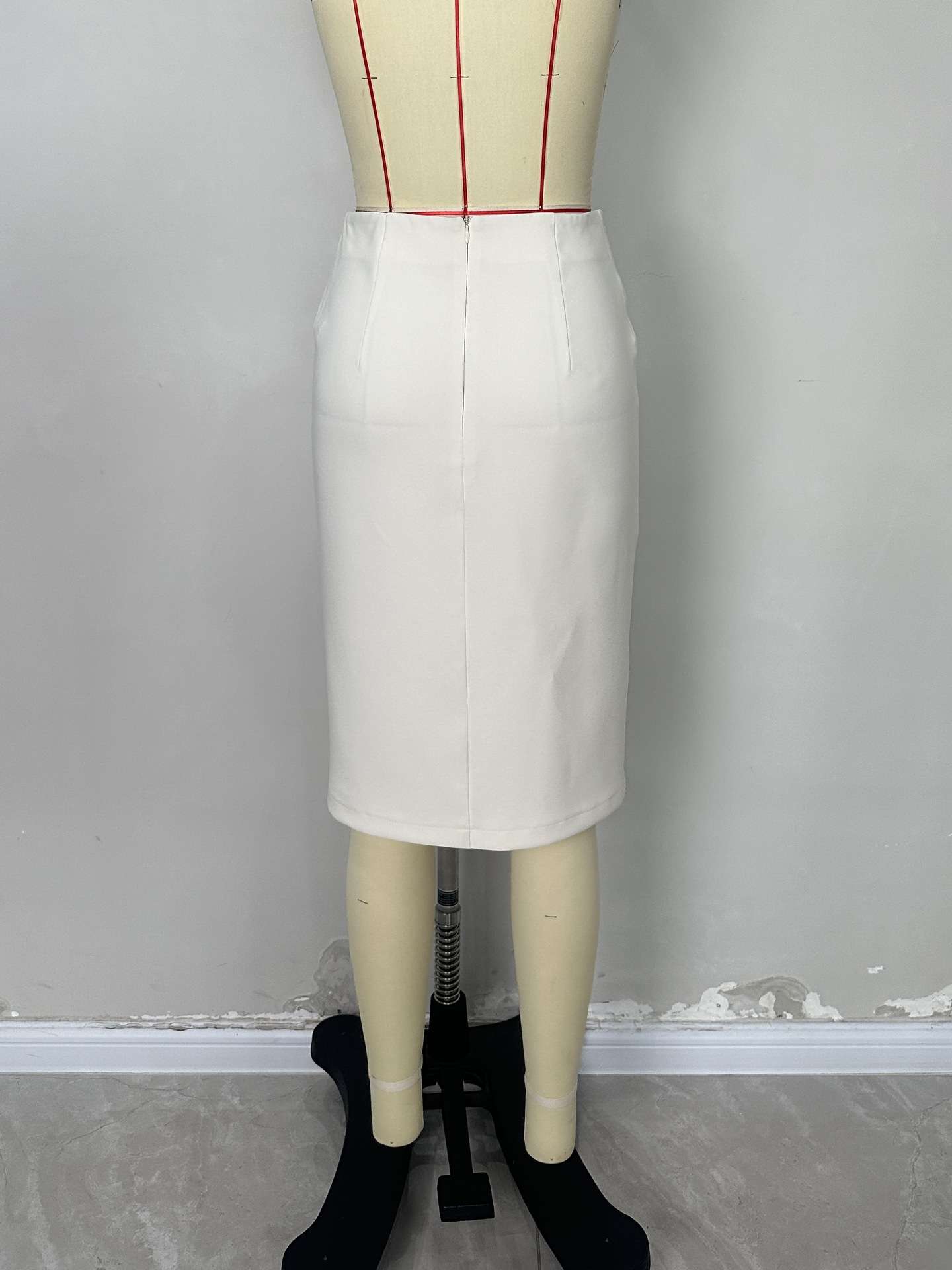 High-Slit Midi Skirt with Button Details image 5