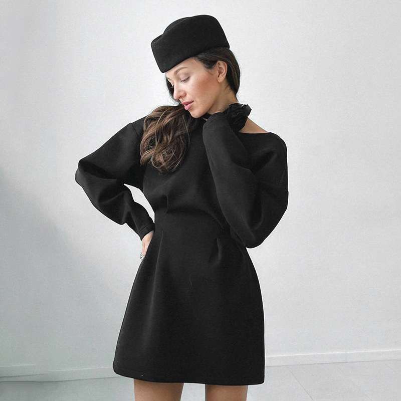 Modern Muse V-Back Dress - L, Black image