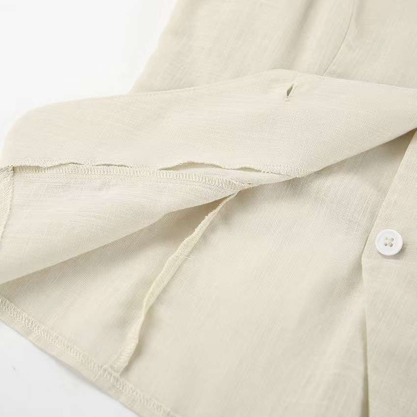 Elegant Sleeveless Suit image 2