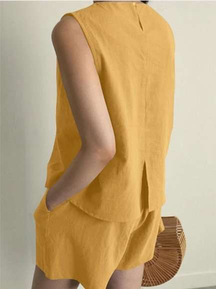 Relaxed Fit Top & High-Waisted Shorts Set image 5